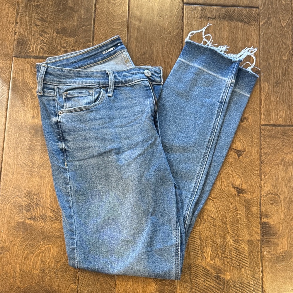 Old Navy Light Blue Women's Jeans Size 12 Tall Like New mid-rise Rockstar Skinny